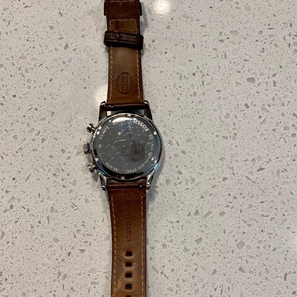 Fossil leather watch - Picture 3 of 5